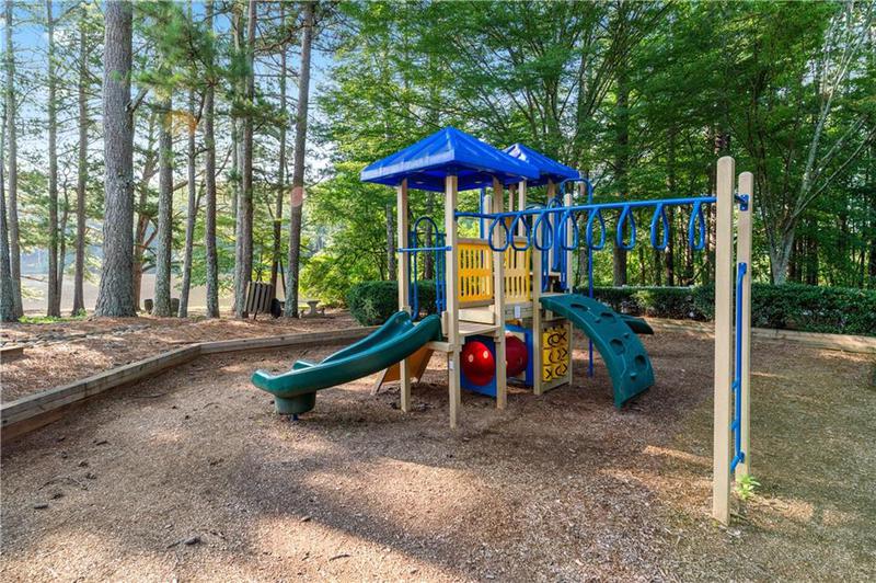 Image for property 465 Woodbrook Way, Lawrenceville, GA 30043