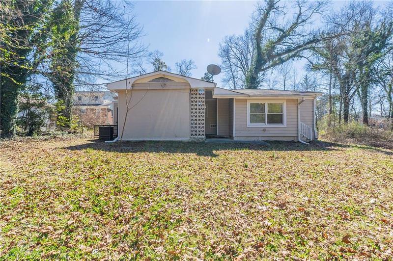 Image for property 940 Blair Bridge Road, Austell, GA 30168