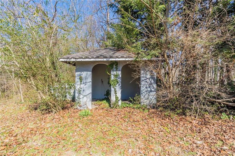 Image for property 940 Blair Bridge Road, Austell, GA 30168