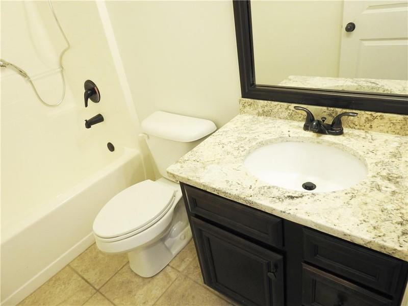 Image for property 40 Heartwood Drive, Cartersville, GA 30120
