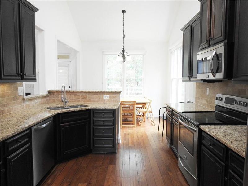 Image for property 40 Heartwood Drive, Cartersville, GA 30120