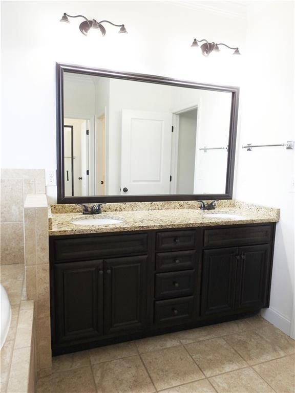 Image for property 40 Heartwood Drive, Cartersville, GA 30120