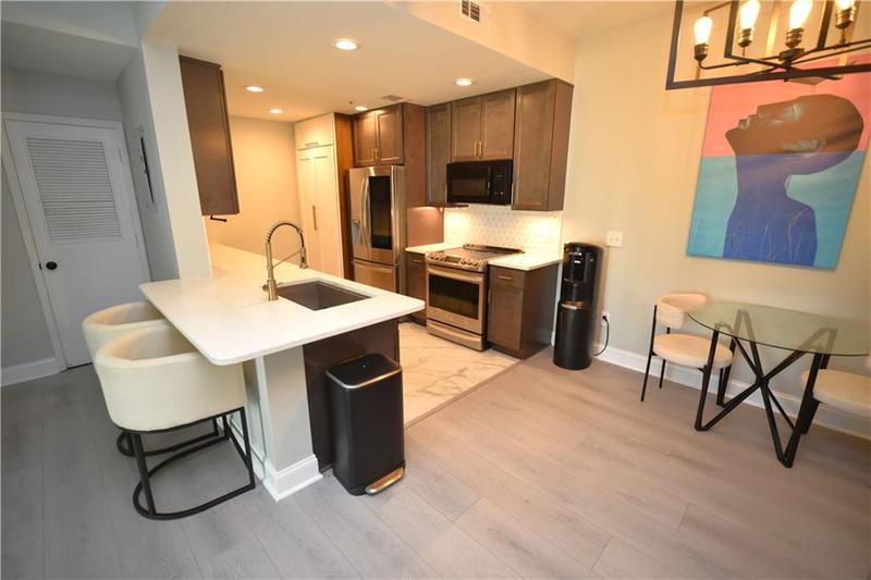 Image for property 1074 Peachtree Walk B508, Atlanta, GA 30309
