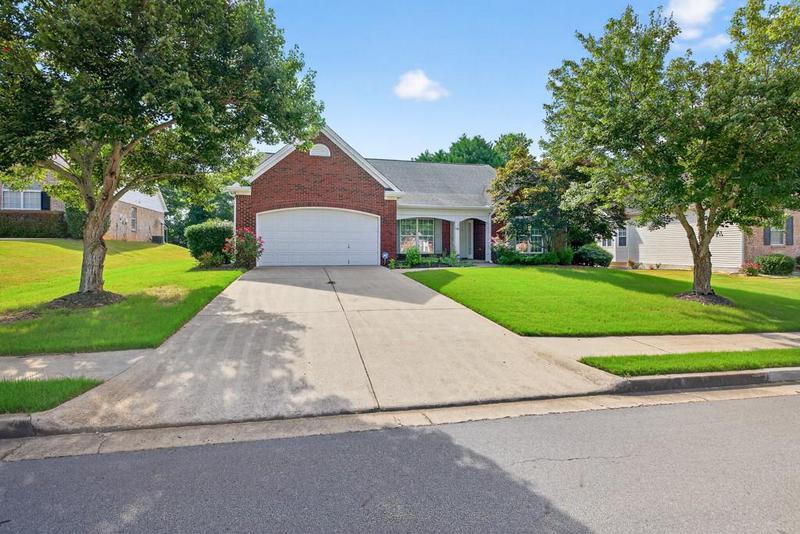 Image for property 3355 Stoneleigh Run Drive, Buford, GA 30519
