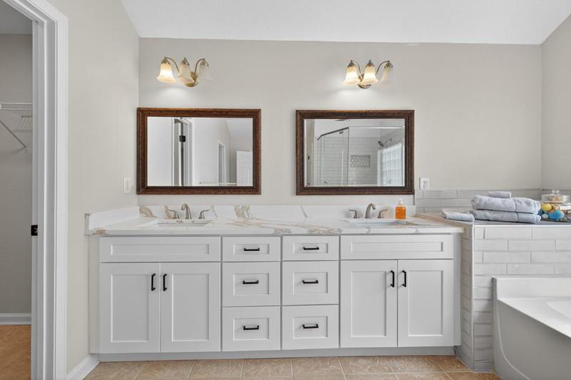 Image for property 3355 Stoneleigh Run Drive, Buford, GA 30519