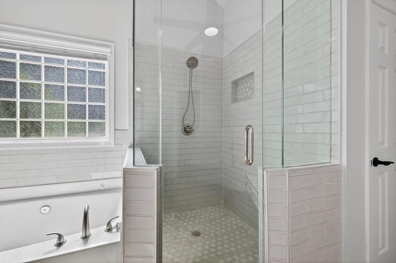 Image for property 3355 Stoneleigh Run Drive, Buford, GA 30519