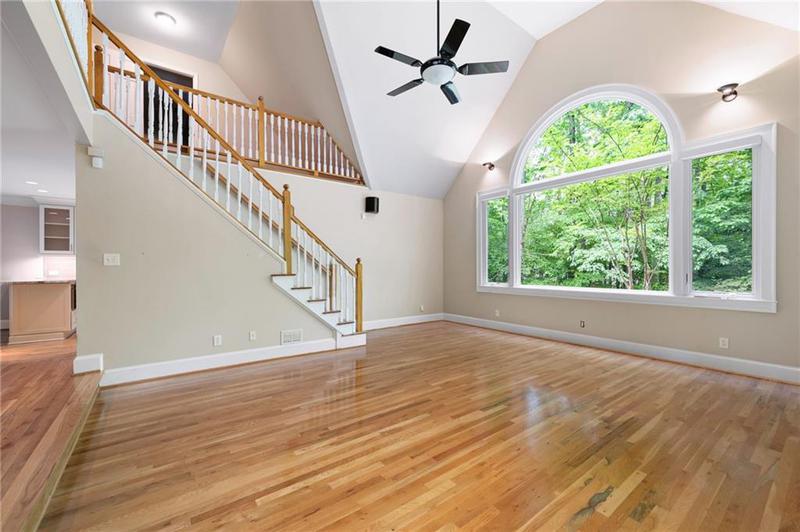 Image for property 465 WILLOWBROOK Drive, Smyrna, GA 30082