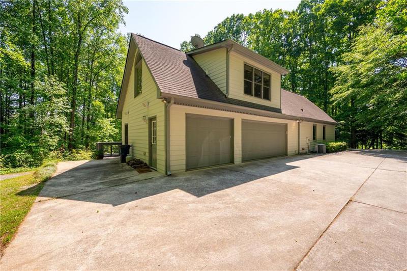 Image for property 465 WILLOWBROOK Drive, Smyrna, GA 30082
