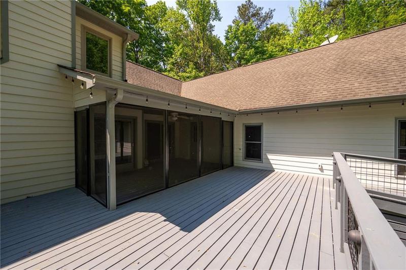 Image for property 465 WILLOWBROOK Drive, Smyrna, GA 30082