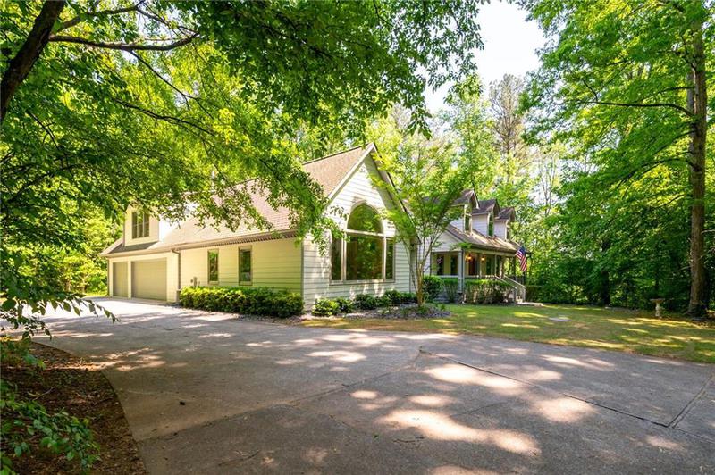 Image for property 465 WILLOWBROOK Drive, Smyrna, GA 30082