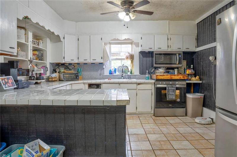 Image for property 62 GROGAN HILL Road, Silver Creek, GA 30173