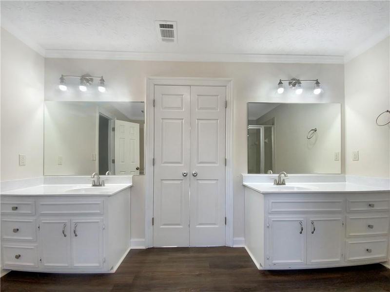 Image for property 1835 Meadowchase Court, Snellville, GA 30078