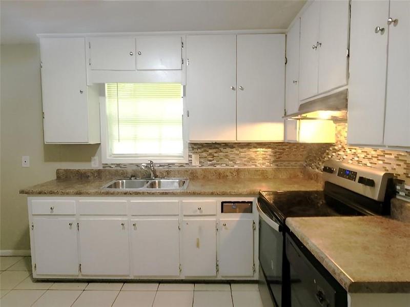 Image for property 2710 Williamsburg Drive, Decatur, GA 30034