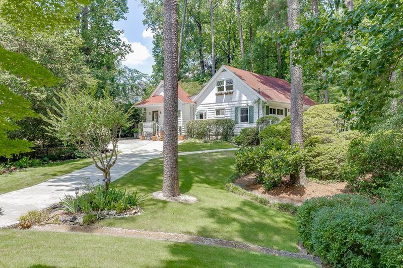 Image for property 3219 Parkridge Crescent, Chamblee, GA 30341
