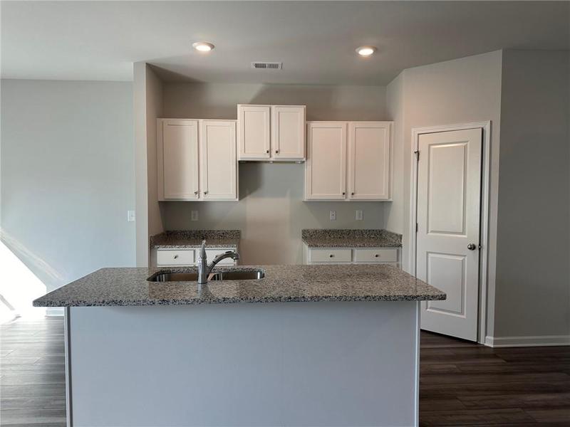 Image for property 104 Brexley Drive 03, Calhoun, GA 30701