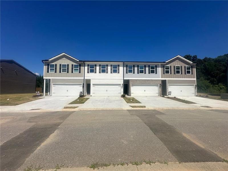 Image for property 104 Brexley Drive 03, Calhoun, GA 30701