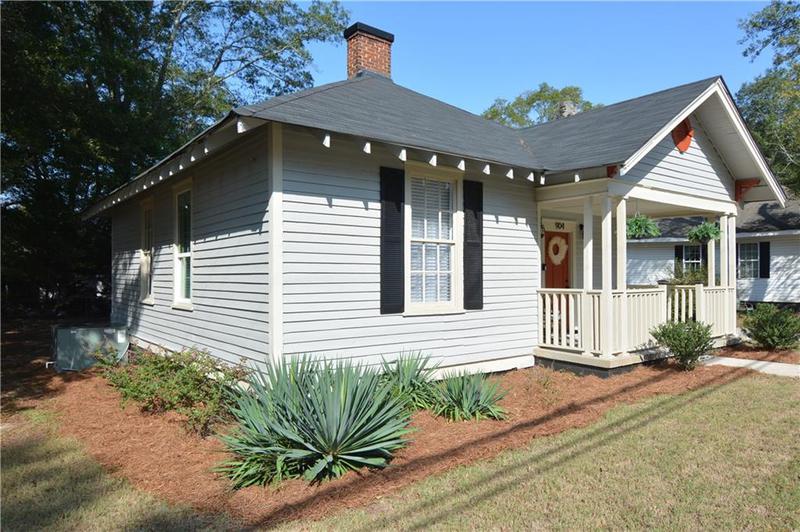 Image for property 904 Broad Street, Monroe, GA 30655