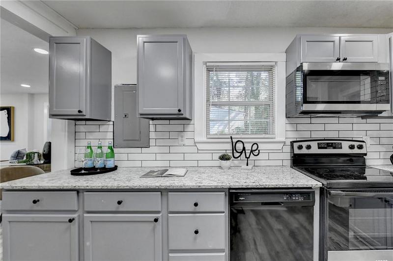 Image for property 3044 Sylvan Road, Hapeville, GA 30354