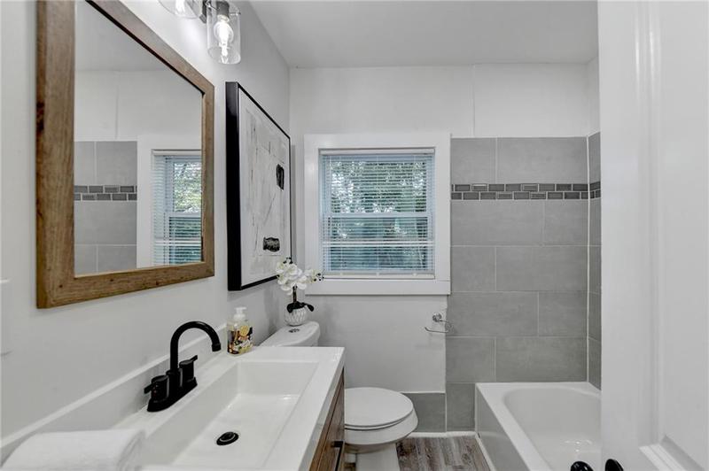 Image for property 3044 Sylvan Road, Hapeville, GA 30354