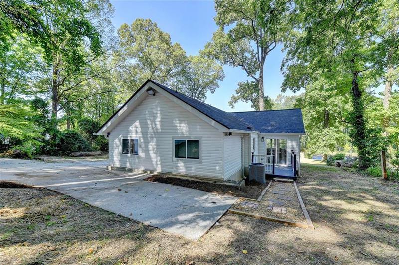 Image for property 3044 Sylvan Road, Hapeville, GA 30354