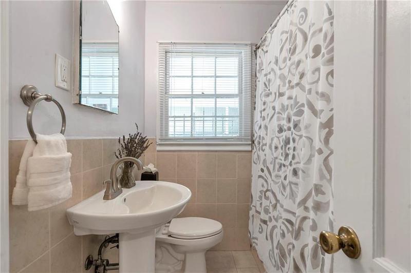 Image for property 1766 Brewer Boulevard, Atlanta, GA 30310