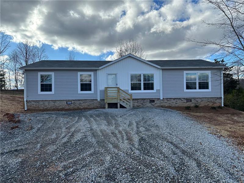 Image for property 298 Mineral Springs Connector, Demorest, GA 30535