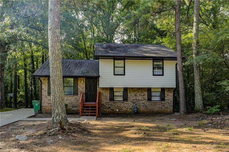 Image for property 4342 Lincolndale Drive, Ellenwood, GA 30294