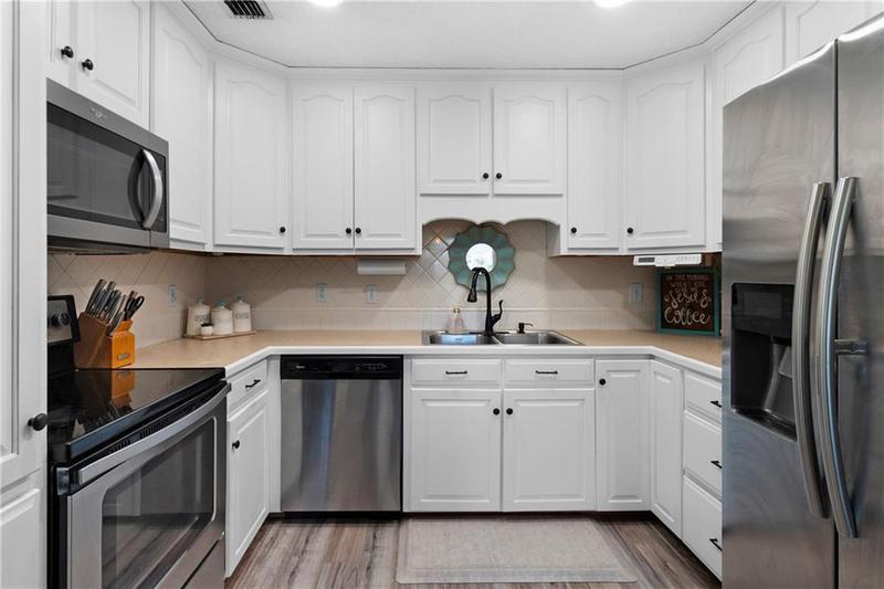 Image for property 18 Windrush Drive, Rome, GA 30165