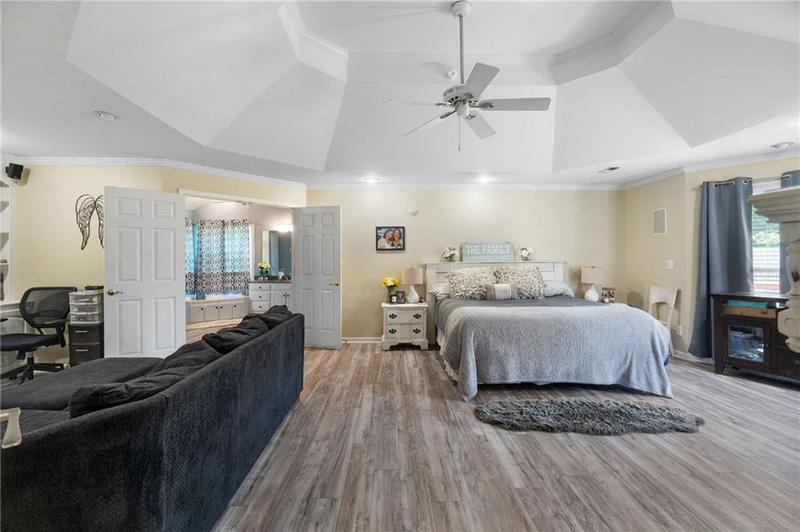 Image for property 18 Windrush Drive, Rome, GA 30165