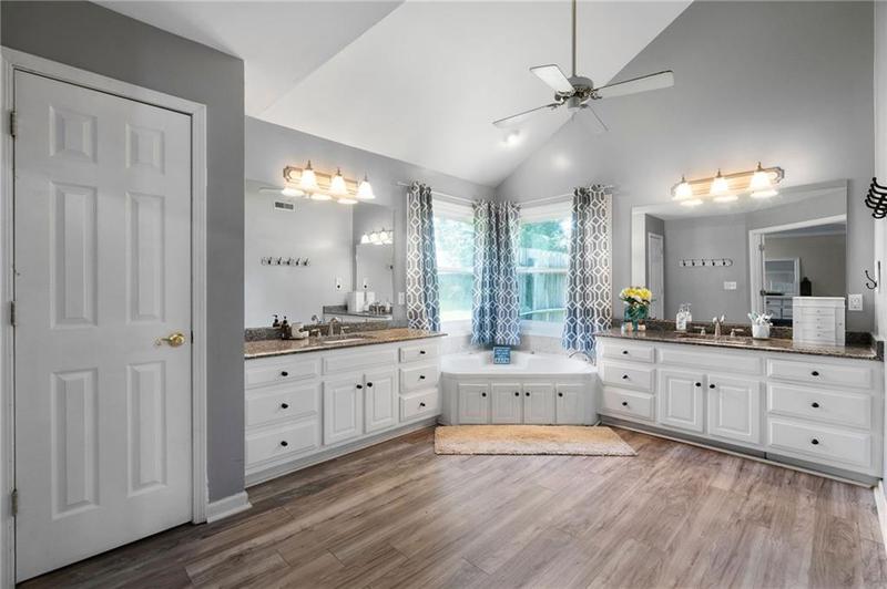 Image for property 18 Windrush Drive, Rome, GA 30165