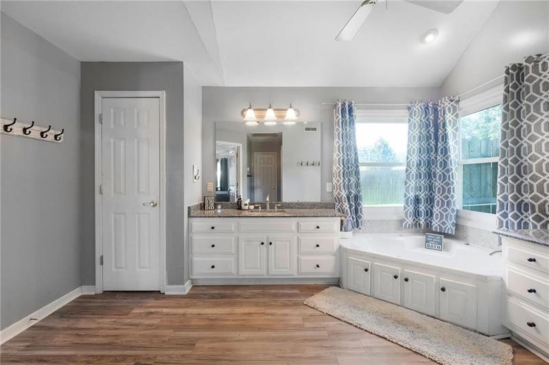 Image for property 18 Windrush Drive, Rome, GA 30165