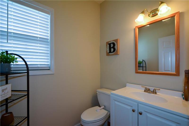 Image for property 37 Red Fox Trail, Euharlee, GA 30145