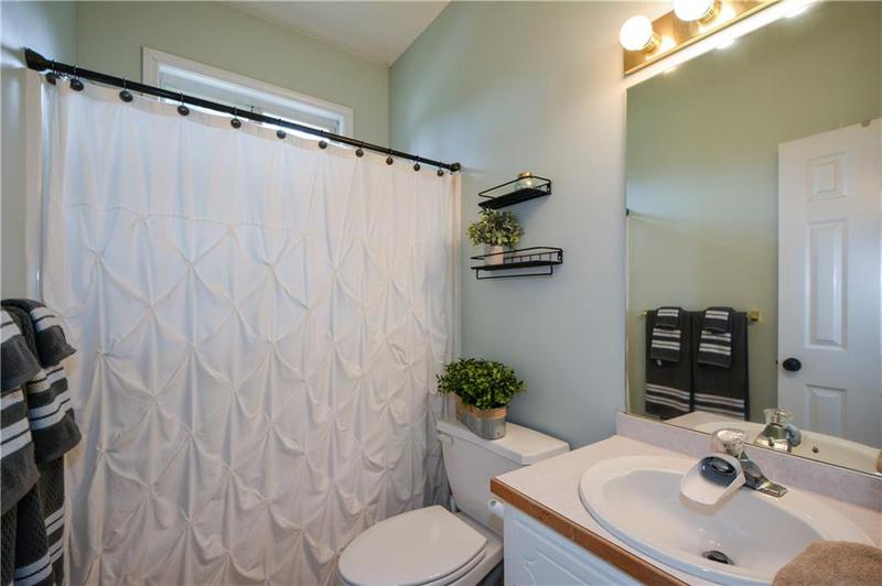Image for property 37 Red Fox Trail, Euharlee, GA 30145