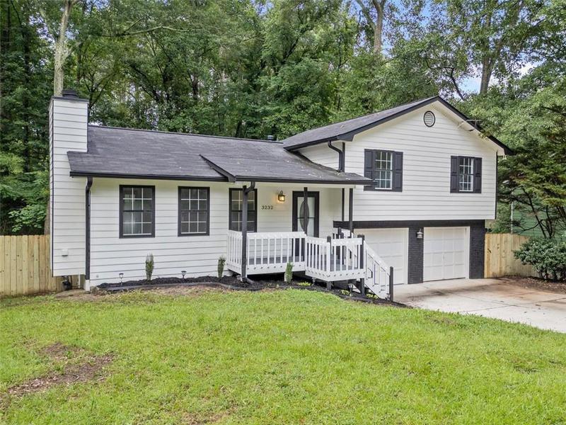 Image for property 3232 VALLEY VIEW Street, Powder Springs, GA 30127