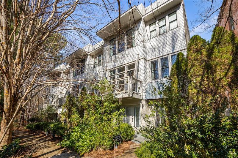 Image for property 9129 Selborne Lane, Chattahoochee Hills, GA 30268