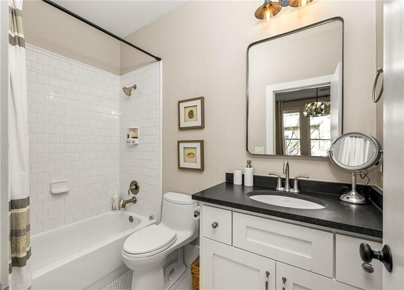 Image for property 9129 Selborne Lane, Chattahoochee Hills, GA 30268