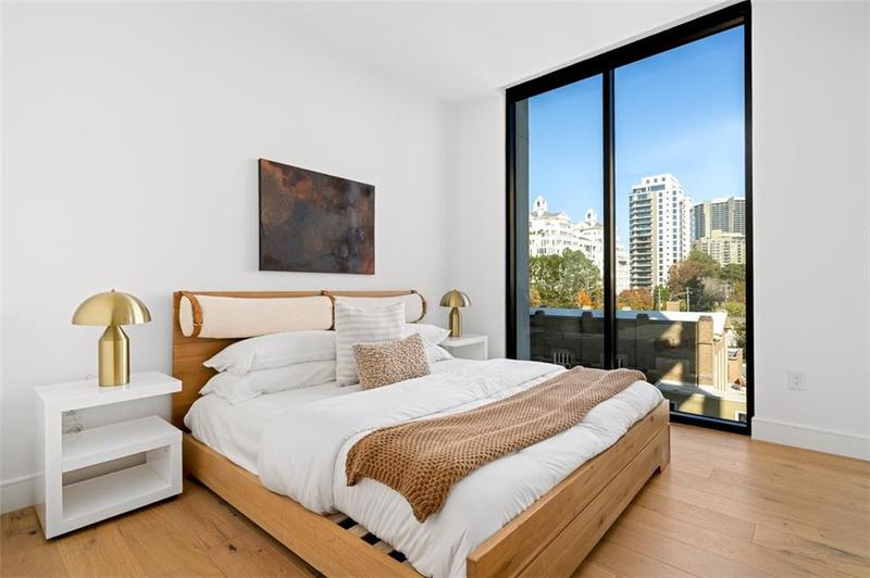 Image for property 2425 Peachtree Road 604, Atlanta, GA 30305