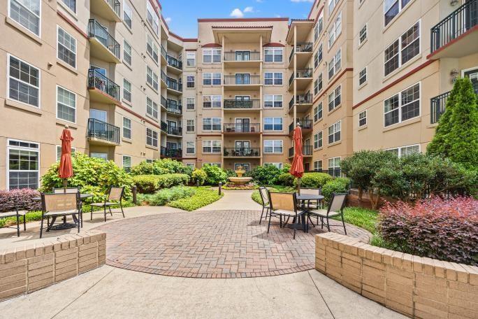 Image for property 230 Ponce De Leon Avenue 210, Decatur, GA 30030