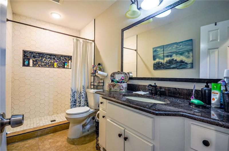 Image for property 340 Sir Richard Court, Jonesboro, GA 30236