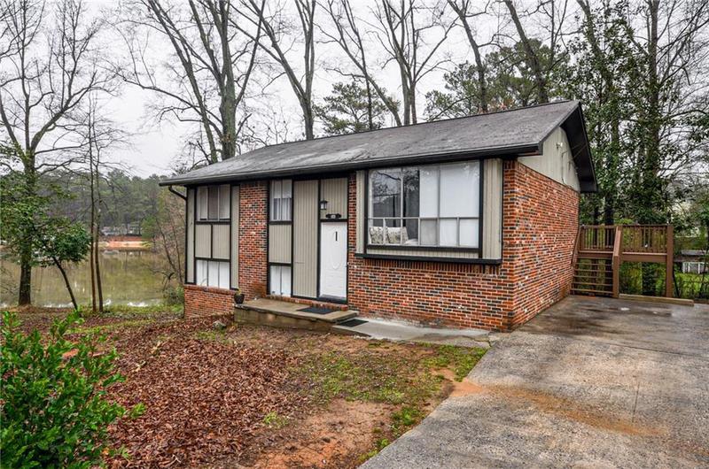 Image for property 340 Sir Richard Court, Jonesboro, GA 30236