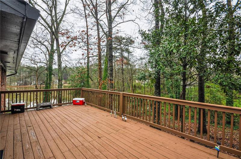 Image for property 340 Sir Richard Court, Jonesboro, GA 30236