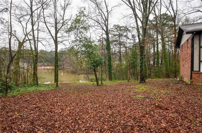 Image for property 340 Sir Richard Court, Jonesboro, GA 30236