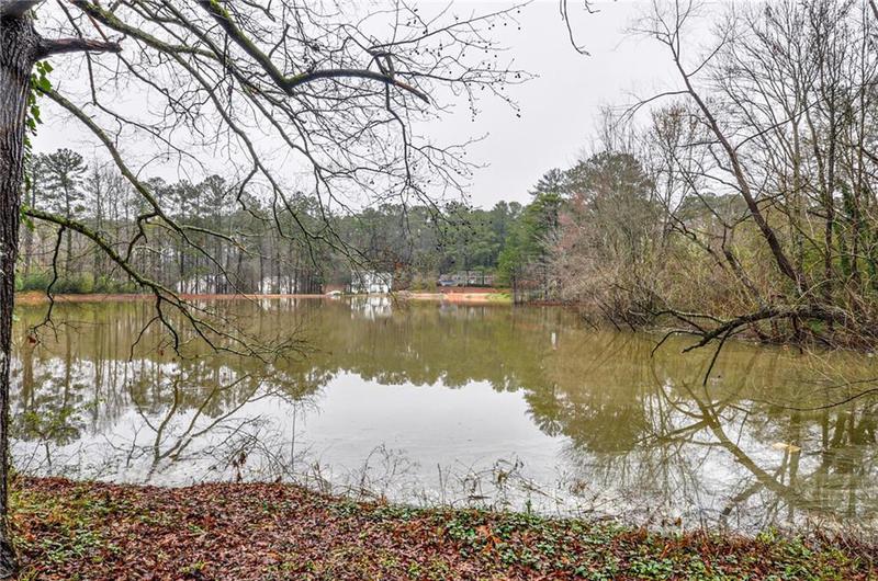 Image for property 340 Sir Richard Court, Jonesboro, GA 30236