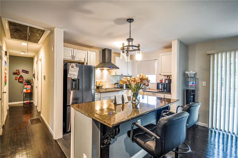Image for property 340 Sir Richard Court, Jonesboro, GA 30236