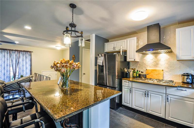 Image for property 340 Sir Richard Court, Jonesboro, GA 30236