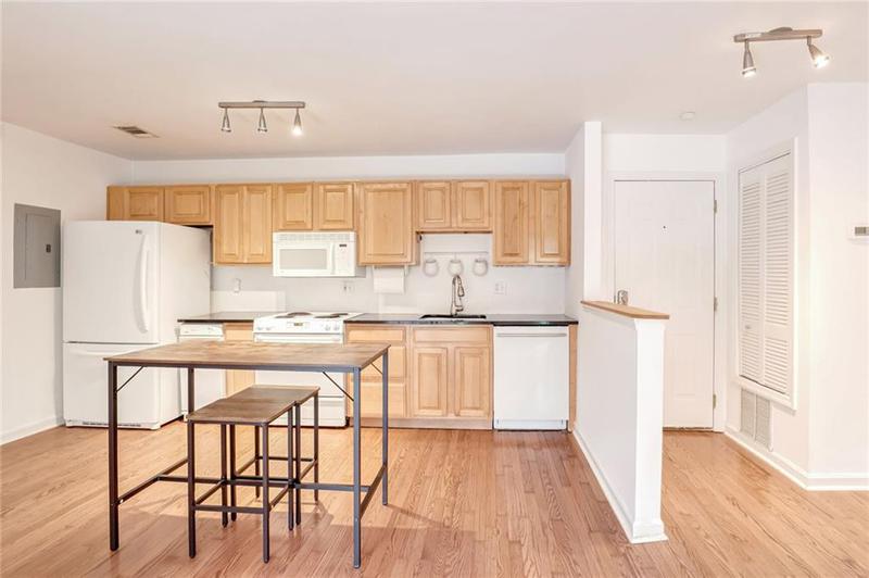 Image for property 317 8th Street 8, Atlanta, GA 30309