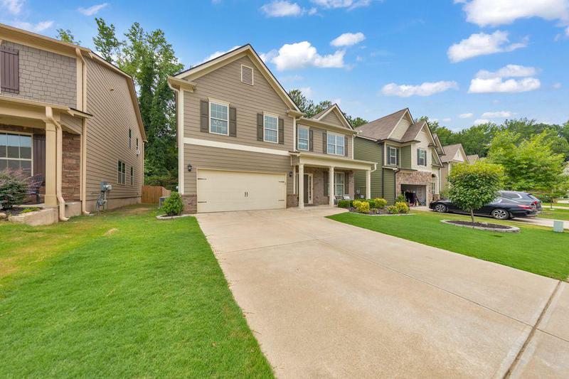 Image for property 437 Livingston Point, Acworth, GA 30102