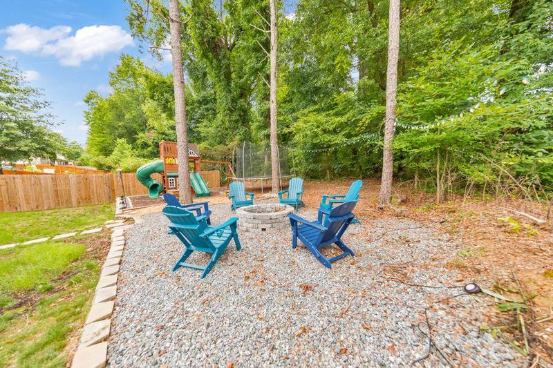 Image for property 437 Livingston Point, Acworth, GA 30102
