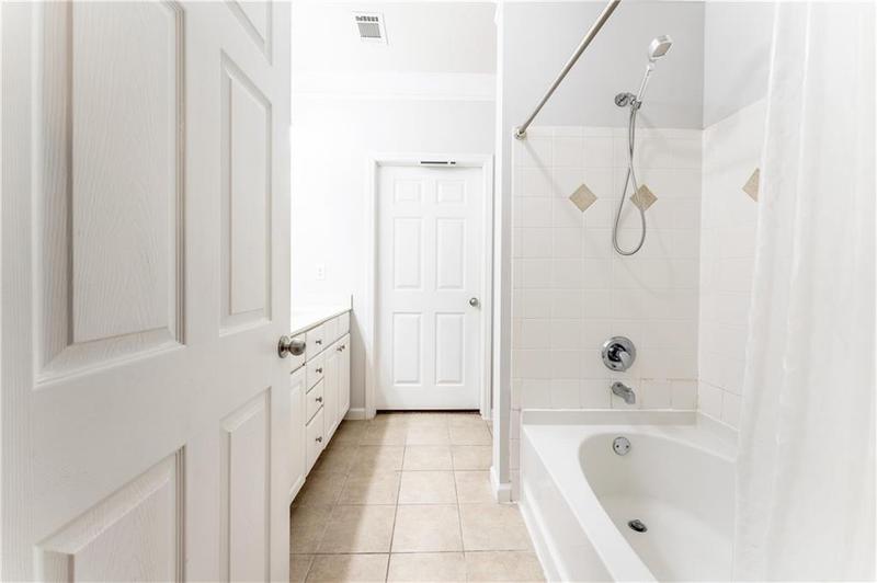 Image for property 1850 Cotillion Drive 3123, Dunwoody, GA 30338