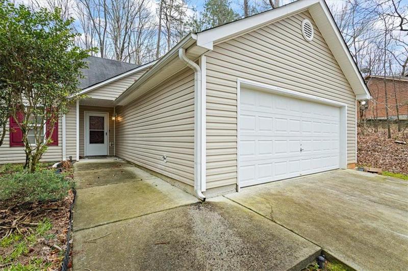 Image for property 300 LAKESIDE Drive, Covington, GA 30016
